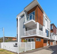 Silica Sands Beach House - Northern Rivers Accommodation