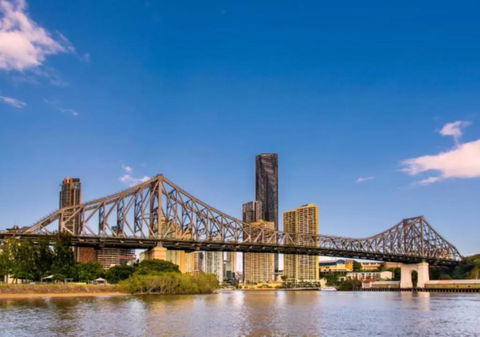 SK2 - 3BR With Pool Gym Steam Room In Story Bridge - Northern Rivers Accommodation 3