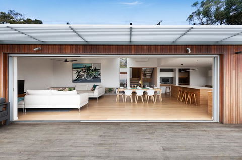 Skyluxe Luxury Retreat With Water Views And Deluxe Interior From Every Room - Northern Rivers Accommodation 3