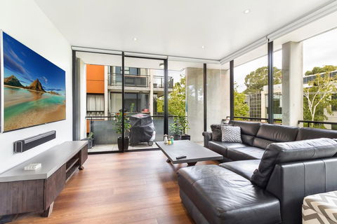 Smart Apartment In Elegant Suburb Close To City - Northern Rivers Accommodation 1