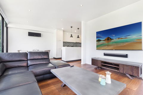Smart Apartment In Elegant Suburb Close To City - Northern Rivers Accommodation 0