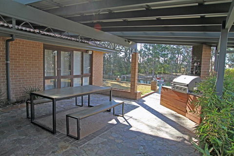 Snapper Lodge Waterfront - Northern Rivers Accommodation 2