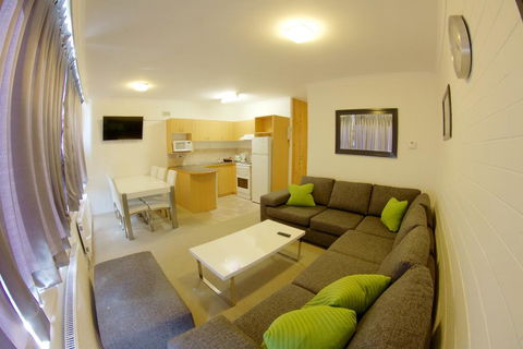 Snow Ski Apartments 08 - Northern Rivers Accommodation 0