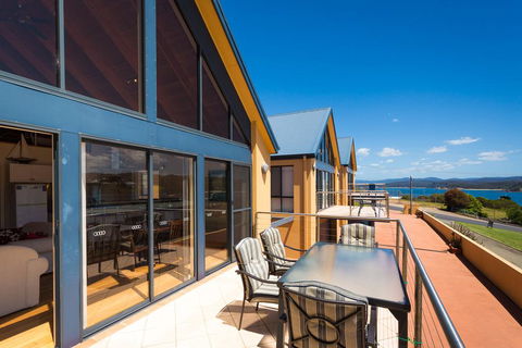 Snug Cove Villas - Northern Rivers Accommodation 2