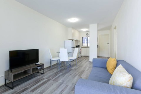 South Perth Perfect Location Free WIFI & Parking - Northern Rivers Accommodation 1