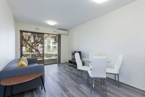 South Perth Perfect Location Free WIFI & Parking - Northern Rivers Accommodation 0