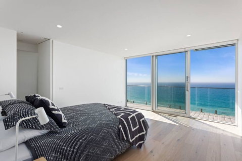 Southpoint -Brand New Home, Oceanfront Views - Northern Rivers Accommodation 3