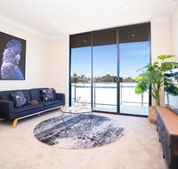 SP246-Brandnew modern Apt in Penrith with parking - Northern Rivers Accommodation