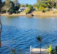 Spacious 2 Bedroom Beach Side Apartment - Close to shopping Centre with Coles Health Food Shop Sushi Pizza Cafes Hairdresse - Northern Rivers Accommodation
