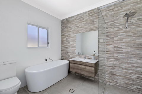 Spacious Living On Victoria - Northern Rivers Accommodation 1
