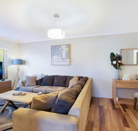 Spacious Renovated Apartment In Quiet Area - Northern Rivers Accommodation