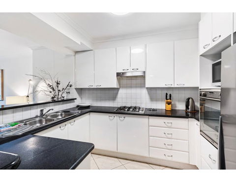 Spacious Retreat Walking Distance From City Centre - Northern Rivers Accommodation 2