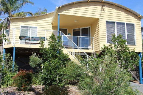 SPINNAKER 1 - Northern Rivers Accommodation 0