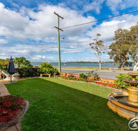 Spoil yourself with the perfect position of this first floor Unit - Northern Rivers Accommodation