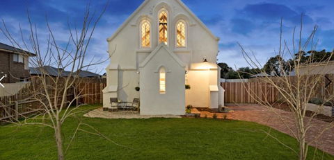 St James Converted Church - Northern Rivers Accommodation 0