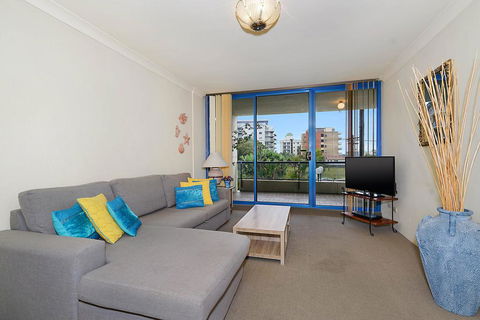 St Tropez Unit 9 - The Entrance, NSW - Northern Rivers Accommodation 1