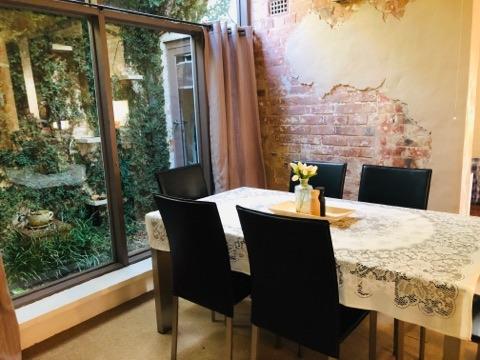 Stanton House, Central,Pets Welcome,Free WiFi&Breakfast! - Northern Rivers Accommodation 0