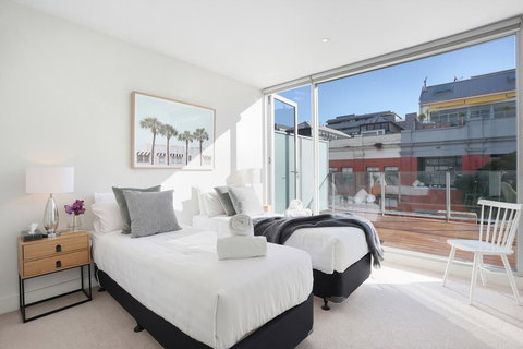 StayCentral On Oxford Penthouse - Northern Rivers Accommodation 3