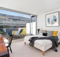 StayCentral on Oxford Penthouse - Northern Rivers Accommodation