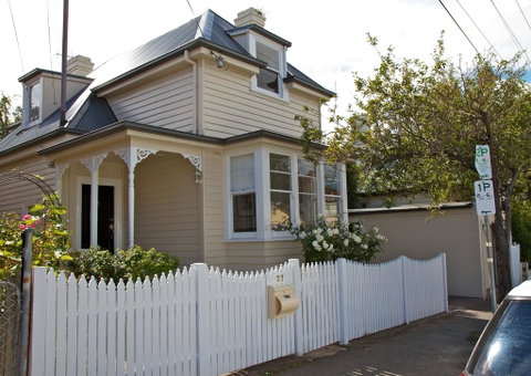 Strahan House - Northern Rivers Accommodation 1