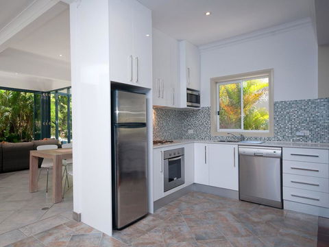 Street Cafe Boutique Accommodation@ Nelson Bay - Northern Rivers Accommodation 3