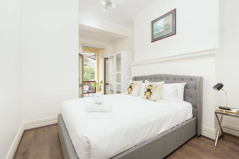 STUNNING SYDNEY HOME 7 - Northern Rivers Accommodation 2