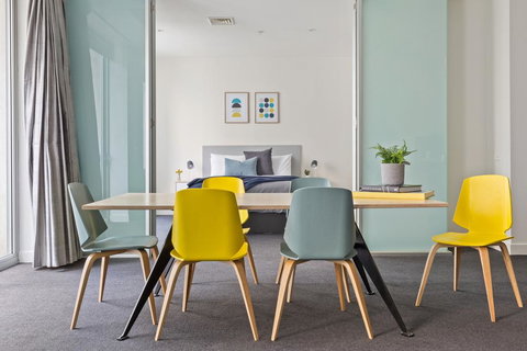 Stunning, Central Huge CBD Pad, Free WiFi, Netflix - Northern Rivers Accommodation 0