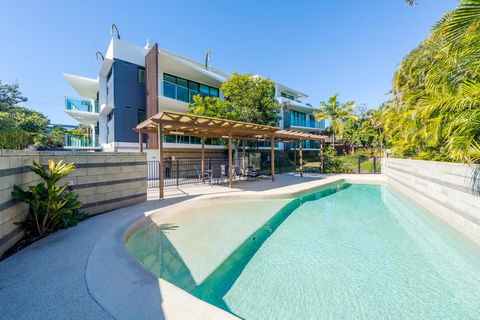 Stylish Beach Side Apartment - Unit 5 - 33 Lorikeet Drive - Northern Rivers Accommodation 0