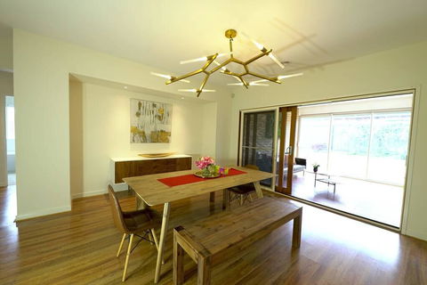 Stylish Luxe House For Big Group Near Shopping Center - Northern Rivers Accommodation 3