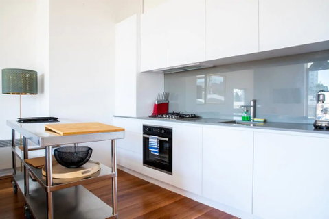 Stylish Warehouse Convert 2 Bedroom Apartment - Northern Rivers Accommodation 1