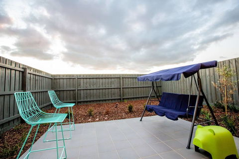 StylishTownhouse@Narre Warren/TrainStation/SC - Northern Rivers Accommodation 1