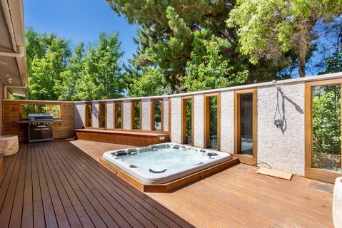 Sun Valley - Boutique Portsea Accommodation - Northern Rivers Accommodation 0