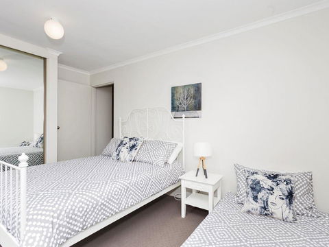 Sundowner Apartment 5 - Northern Rivers Accommodation 1