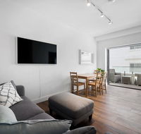 Sunlit 1 Bedroom Apartment right at Bondi Beach - Northern Rivers Accommodation