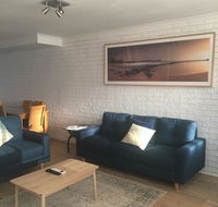 Sunlit Townhouse - Northern Rivers Accommodation