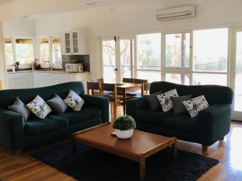 Sunny Corner Lake Eildon - Northern Rivers Accommodation 2