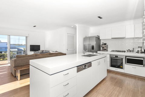 Sunseeker Drive 5 Bawley Point - Northern Rivers Accommodation 2
