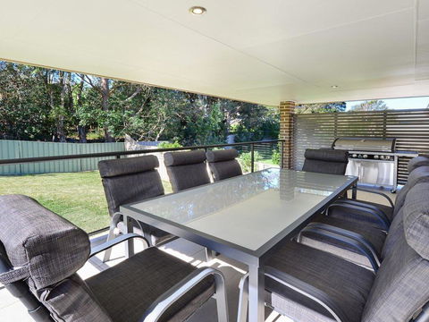 Sunset Over Neptune - Pet Friendly, 5 Min To Beach - Northern Rivers Accommodation 1