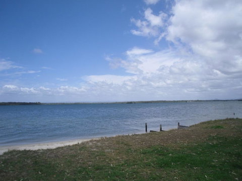 Sunsets From Your Front Patio - Sylvan Beach Esp, Bellara - Northern Rivers Accommodation 3
