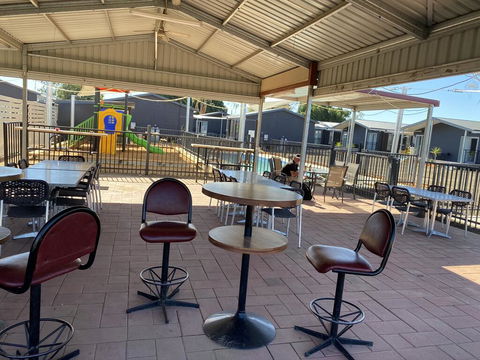 Sunshine Gardens Bourke Resort - Northern Rivers Accommodation 1