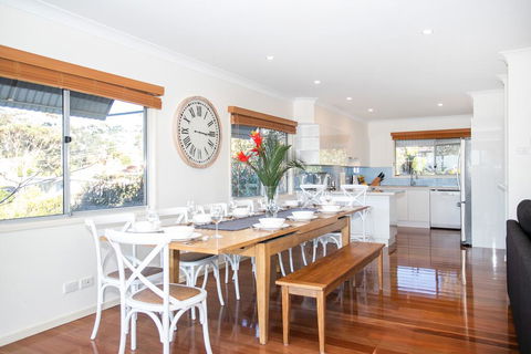 Surfers Beach House - Northern Rivers Accommodation 1