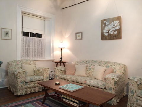 Surgeon's Cottage - Northern Rivers Accommodation 1