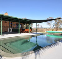 Talga Escape Rothbury with pool and views - Northern Rivers Accommodation
