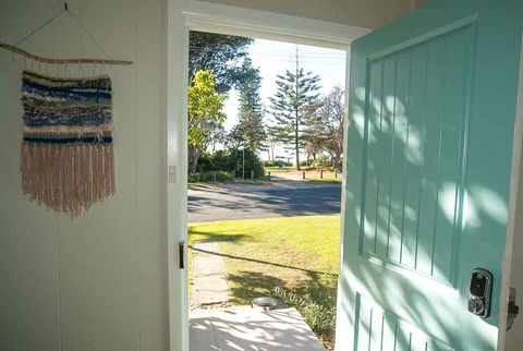 Tallowood Beachfront Cottage - Northern Rivers Accommodation 2