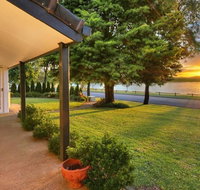 Tara Downs on Lake Albert - Northern Rivers Accommodation