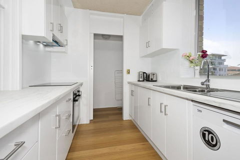 Tasman Towers - Unit 13 - Northern Rivers Accommodation 2