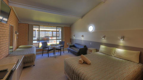Tenterfield Motor Inn - Northern Rivers Accommodation 2