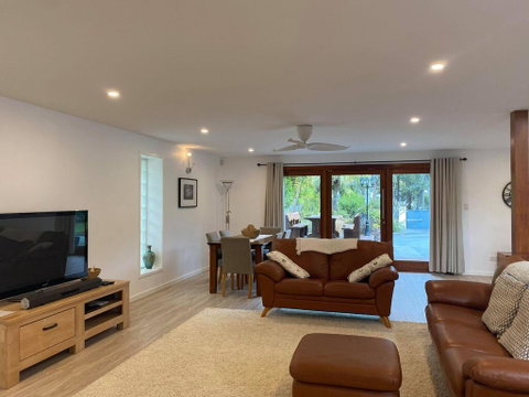 The Old Gallery - Northern Rivers Accommodation 2