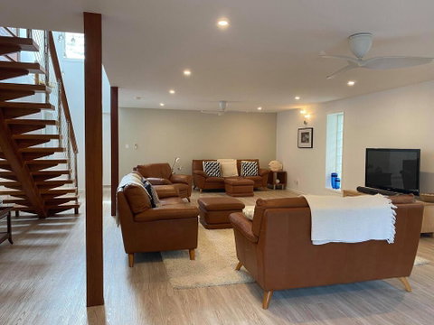 The Old Gallery - Northern Rivers Accommodation 3