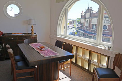 The Bank B&B West Wyalong - Northern Rivers Accommodation 2